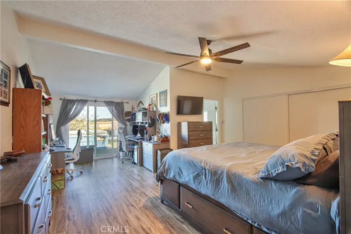 32868 Los Encinos Road, Temecula, California 92592