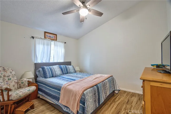 32868 Los Encinos Road, Temecula, California 92592