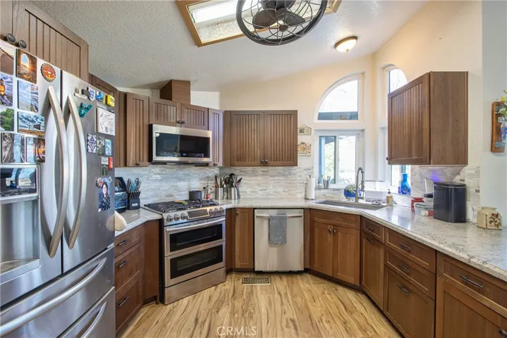 32868 Los Encinos Road, Temecula, California 92592