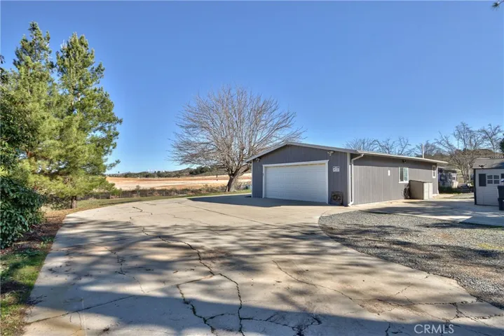 32868 Los Encinos Road, Temecula, California 92592