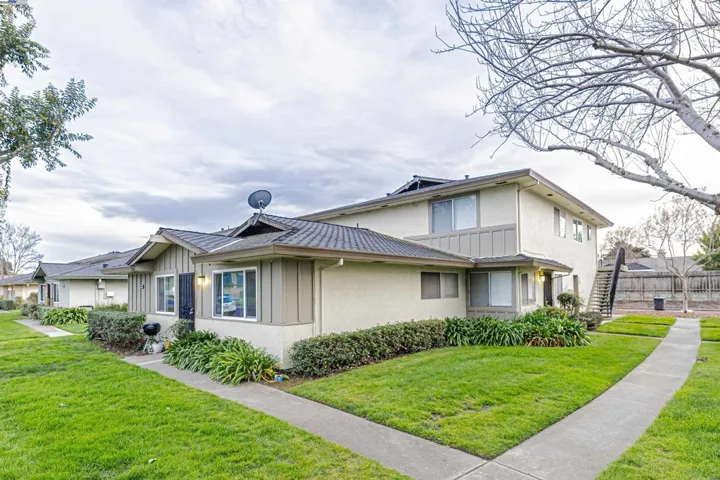 34837 Starling Dr 4, Union City, California 94587
