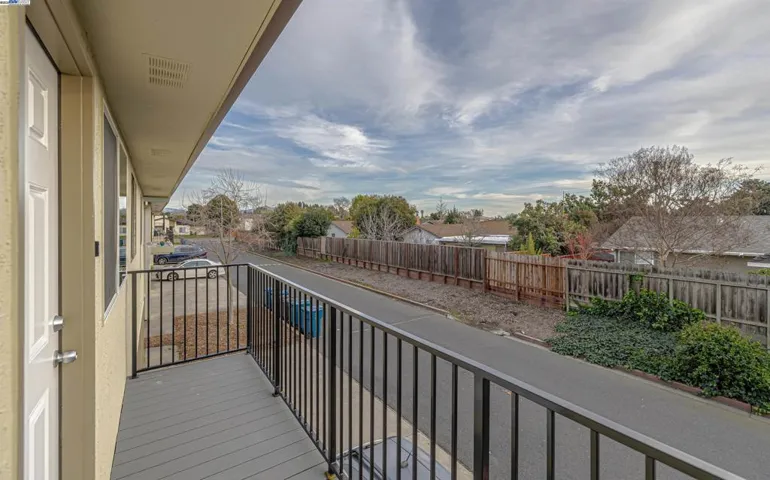 34837 Starling Dr 4, Union City, California 94587