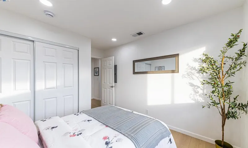 34837 Starling Dr 4, Union City, California 94587