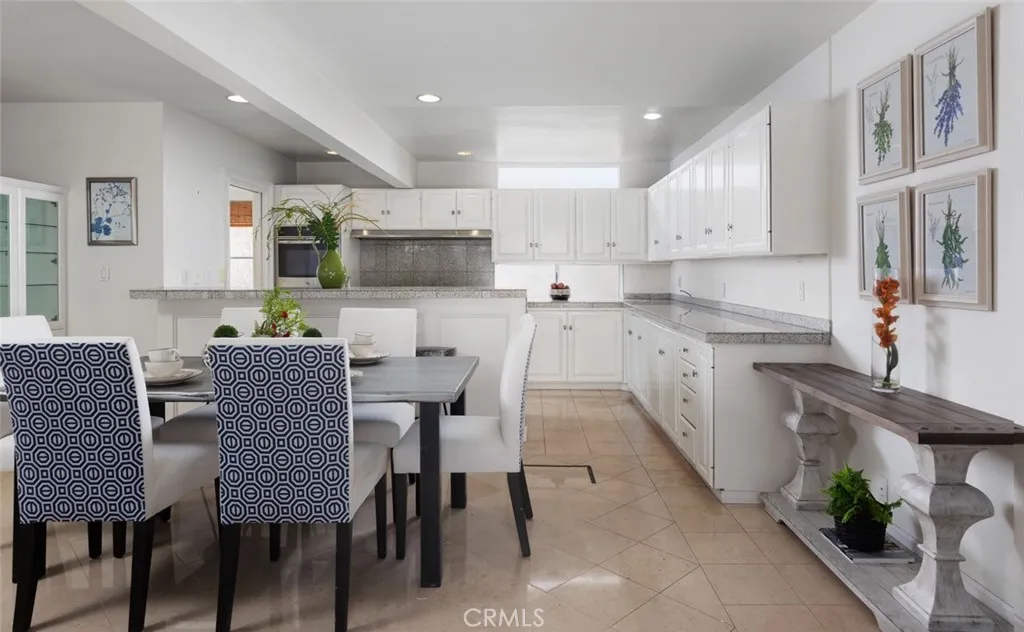 212 Via Koron, Newport Beach, California 92663 home-pic-14