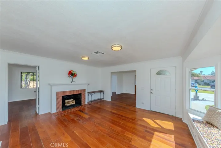124 Evelyn Drive, Anaheim, California 92805