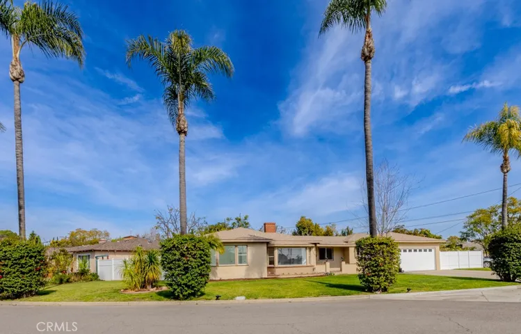 124 Evelyn Drive, Anaheim, California 92805