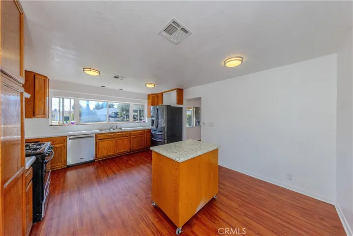 124 Evelyn Drive, Anaheim, California 92805
