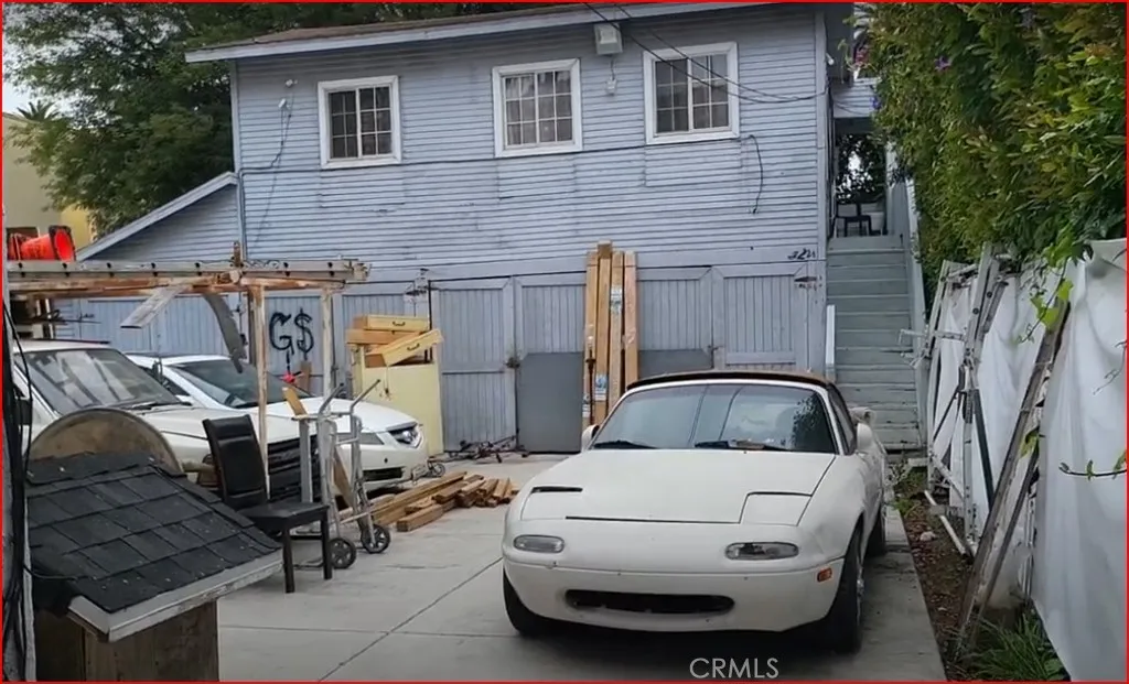 2720 S Sycamore Avenue, Los Angeles, California 90016 home-pic-1