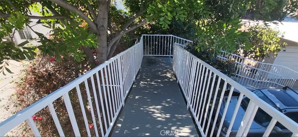 1121 5th Avenue, Los Angeles, California 90019 home-pic-15