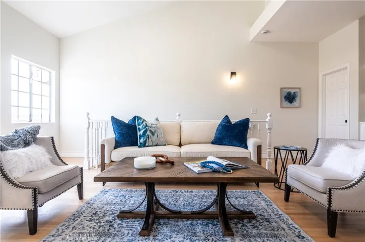 203 N Lucia Avenue 3, Redondo Beach, California 90277