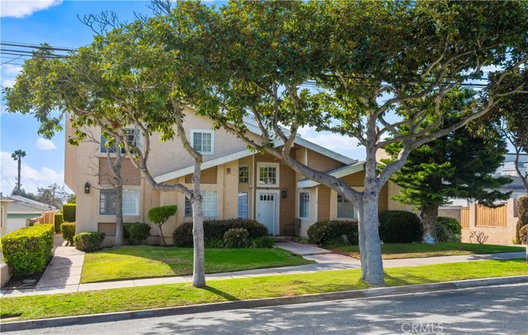 203 N Lucia Avenue 3, Redondo Beach, California 90277