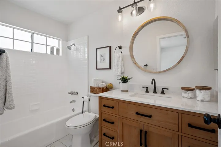 203 N Lucia Avenue 3, Redondo Beach, California 90277