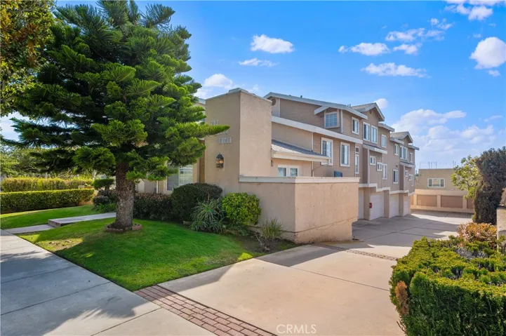 203 N Lucia Avenue 3, Redondo Beach, California 90277
