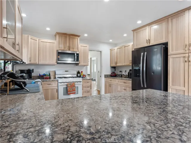 212 Seaview Avenue, Pismo Beach, California 93449