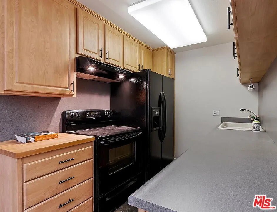 117 S Doheny Drive 313, Los Angeles, California 90048 home-pic-12