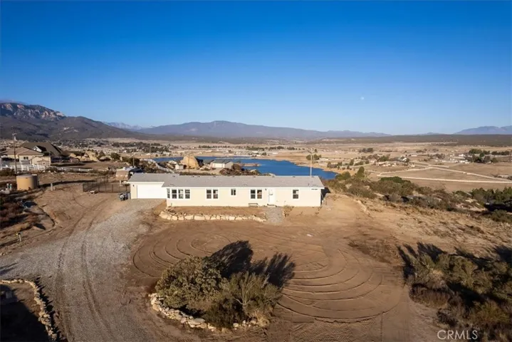 49022 Shetland Lane, Aguanga, California 92536