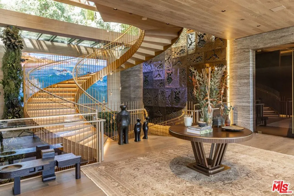 607 Siena Way, Bel Air, California 90077 home-pic-10