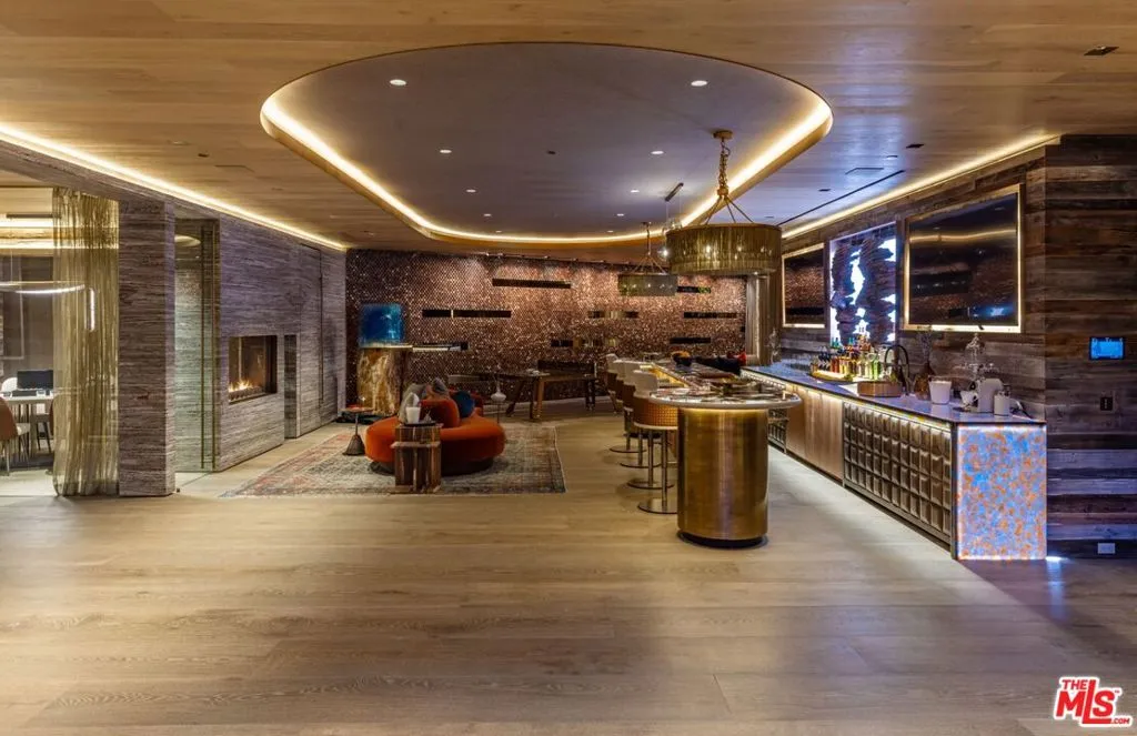 607 Siena Way, Bel Air, California 90077 home-pic-30