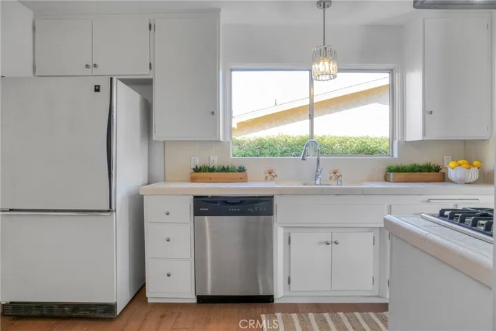 27922 Alvarez Drive, Rancho Palos Verdes, California 90275