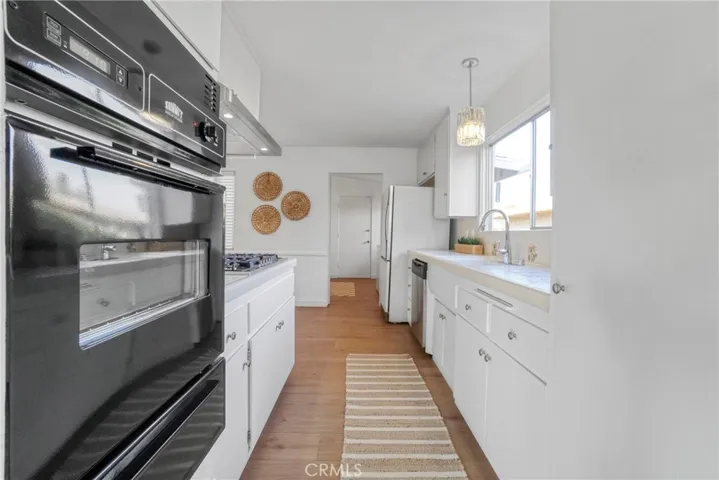 27922 Alvarez Drive, Rancho Palos Verdes, California 90275