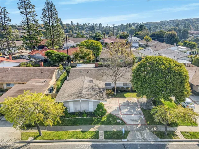 27922 Alvarez Drive, Rancho Palos Verdes, California 90275