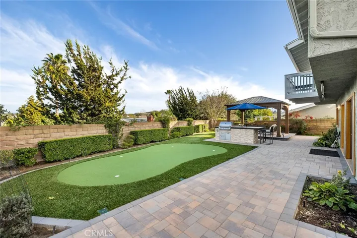 Fabulous home has been E-piped and comes equipped with endless upgrades