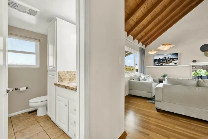 2585 Carlow Lane, El Cajon, California 92020
