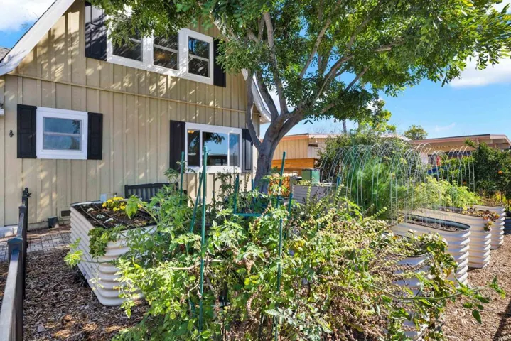 2585 Carlow Lane, El Cajon, California 92020
