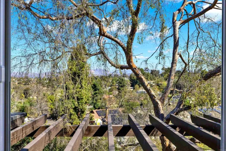 2585 Carlow Lane, El Cajon, California 92020