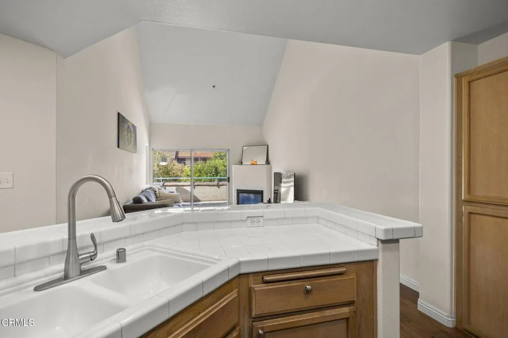 2746 Borchard Road, Newbury Park, California 91320 home-pic-8