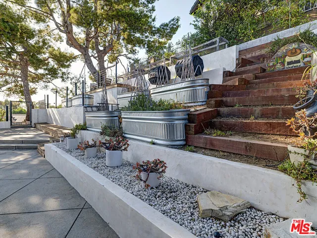 1721 Mccollum Street, Los Angeles, California 90026