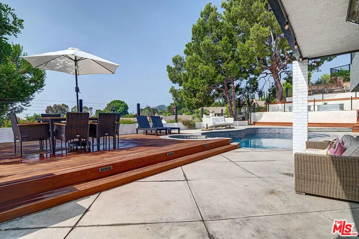 1721 Mccollum Street, Los Angeles, California 90026