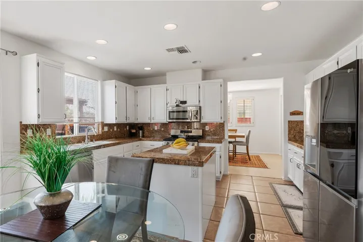 40117 Julianne Drive, Murrieta, California 92563