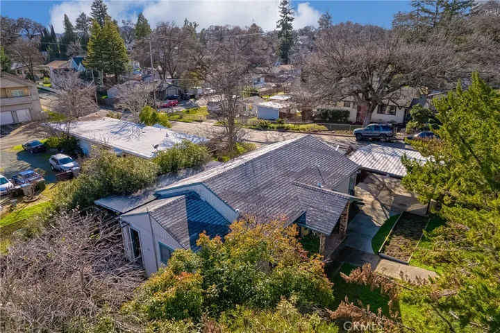 690 N Brush Street, Lakeport, California 95453