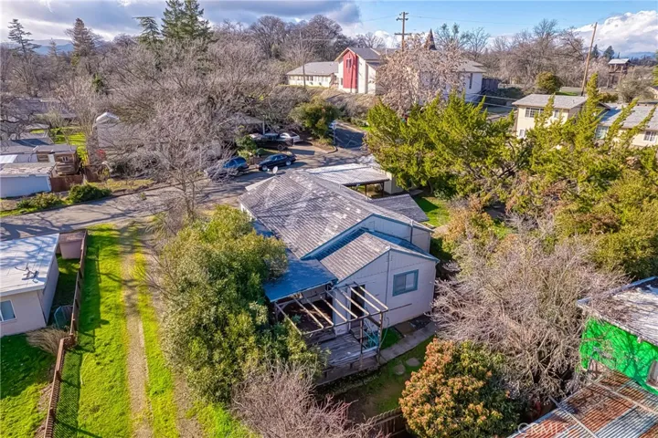 690 N Brush Street, Lakeport, California 95453