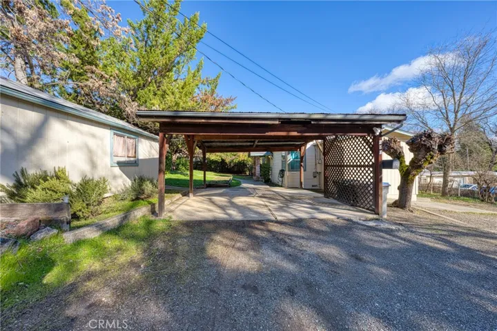 690 N Brush Street, Lakeport, California 95453
