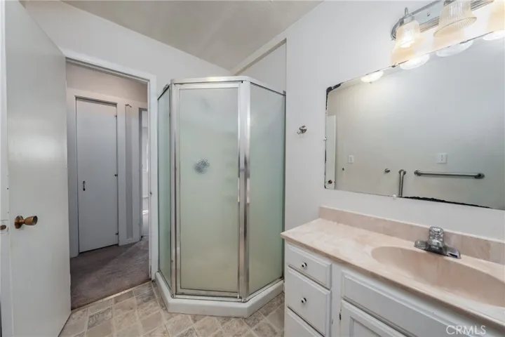 690 N Brush Street, Lakeport, California 95453