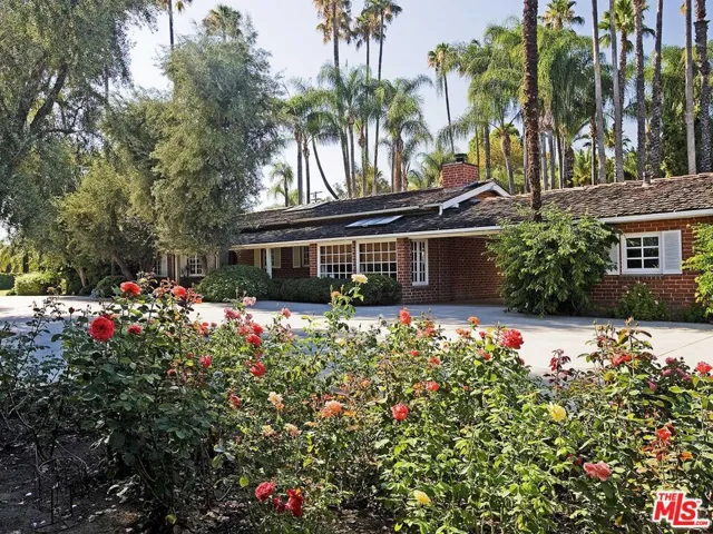 17545 Parthenia Street, Sherwood Forest, California 91325