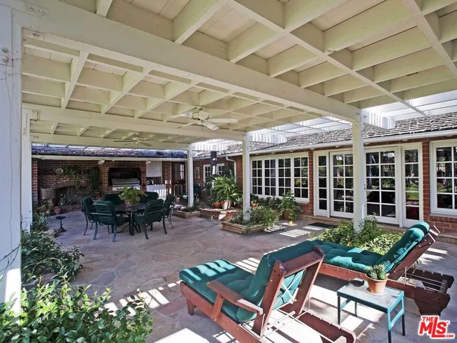 17545 Parthenia Street, Sherwood Forest, California 91325