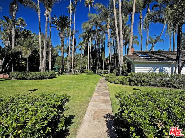 17545 Parthenia Street, Sherwood Forest, California 91325