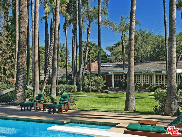 17545 Parthenia Street, Sherwood Forest, California 91325