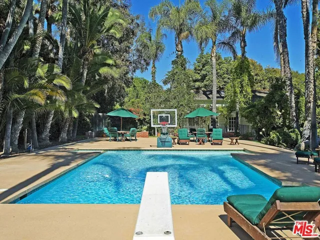 17545 Parthenia Street, Sherwood Forest, California 91325