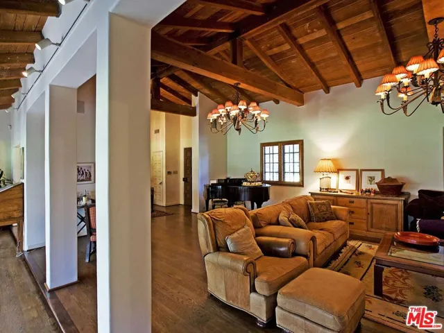 17545 Parthenia Street, Sherwood Forest, California 91325