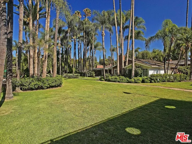 17545 Parthenia Street, Sherwood Forest, California 91325