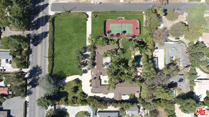 17545 Parthenia Street, Sherwood Forest, California 91325