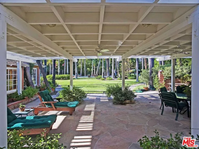 17545 Parthenia Street, Sherwood Forest, California 91325