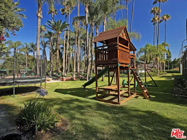 17545 Parthenia Street, Sherwood Forest, California 91325