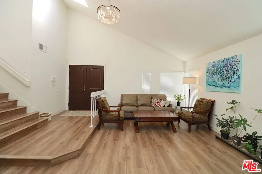 8259 Mercury Drive, Buena Park, California 90620 home-pic-5