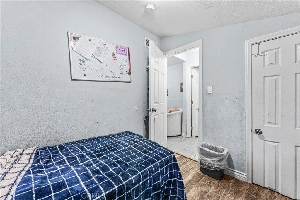 256 E 9th Street, San Bernardino, California 92410 home-pic-18