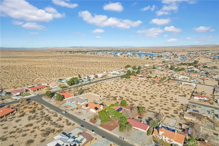 26801 Red Coach Lane, Helendale, California 92342